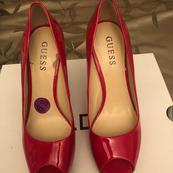 GUESS HEELS - Picture 1 of 4